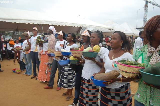 Conférence publique /Les femmes face aux enjeux des élections présidentielles - Constance Yaï, aux femmes du RDR : 